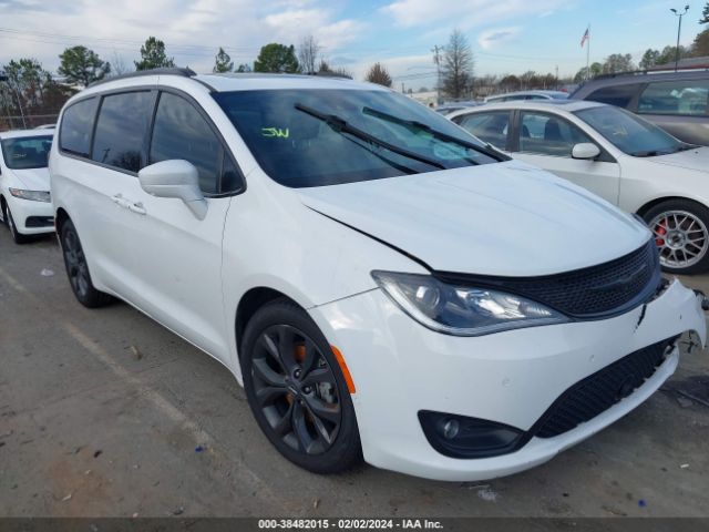 CHRYSLER PACIFICA 2019 2c4rc1eg2kr666716