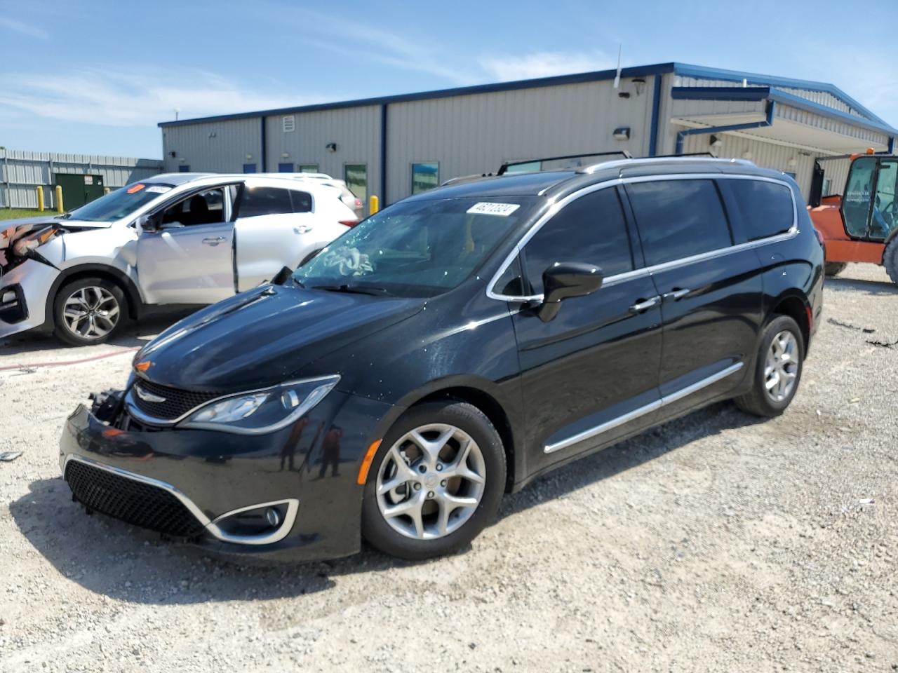 CHRYSLER PACIFICA 2017 2c4rc1eg3hr538431