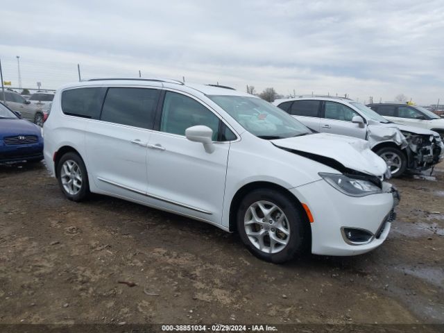 CHRYSLER PACIFICA 2017 2c4rc1eg3hr570392