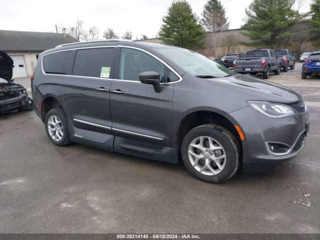 CHRYSLER PACIFICA 2017 2c4rc1eg3hr721215