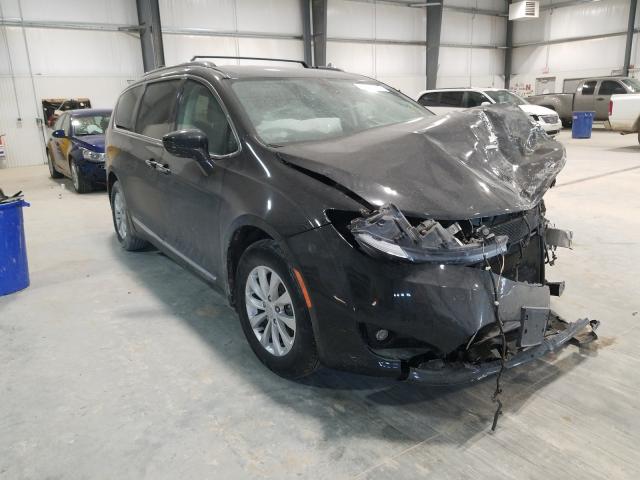 CHRYSLER PACIFICA T 2018 2c4rc1eg3jr130517