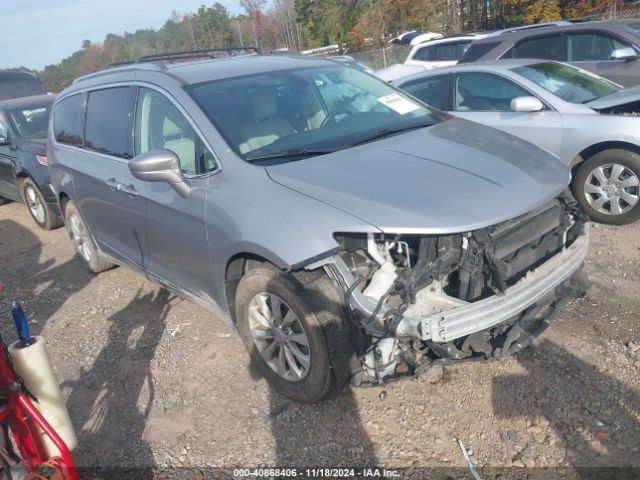 CHRYSLER PACIFICA 2018 2c4rc1eg3jr136253