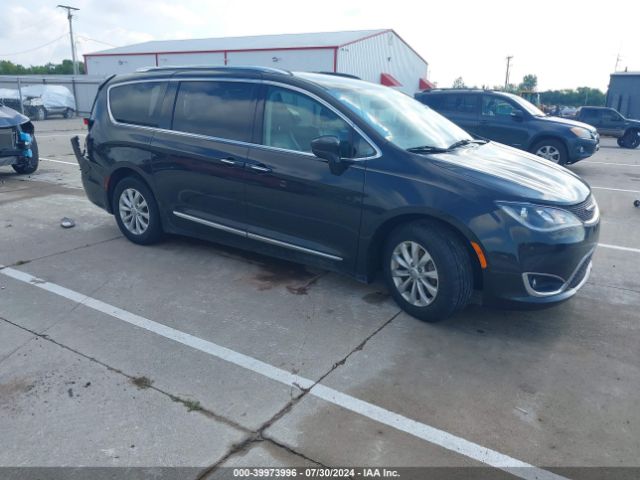 CHRYSLER PACIFICA 2018 2c4rc1eg3jr260474