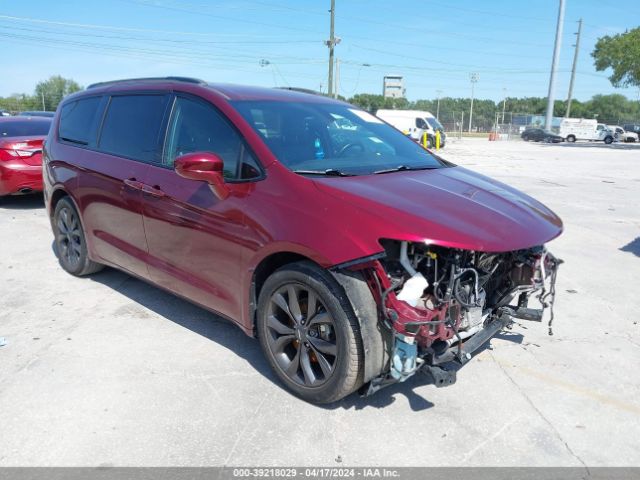 CHRYSLER PACIFICA 2018 2c4rc1eg3jr305641