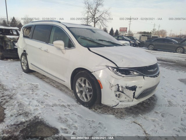 CHRYSLER PACIFICA 2018 2c4rc1eg3jr352149