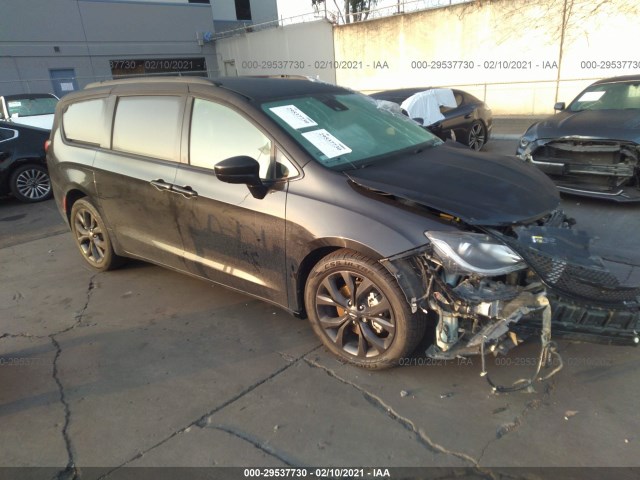 CHRYSLER PACIFICA 2018 2c4rc1eg3jr352975