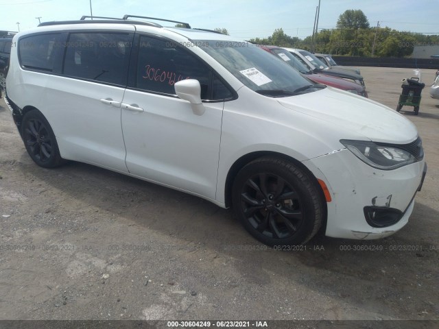 CHRYSLER PACIFICA 2019 2c4rc1eg3kr541546