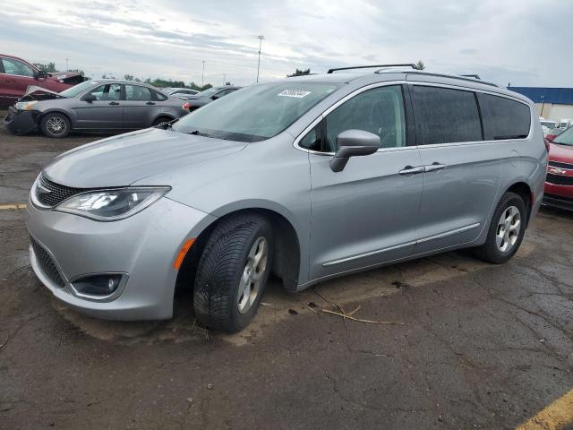 CHRYSLER PACIFICA T 2017 2c4rc1eg4hr506202