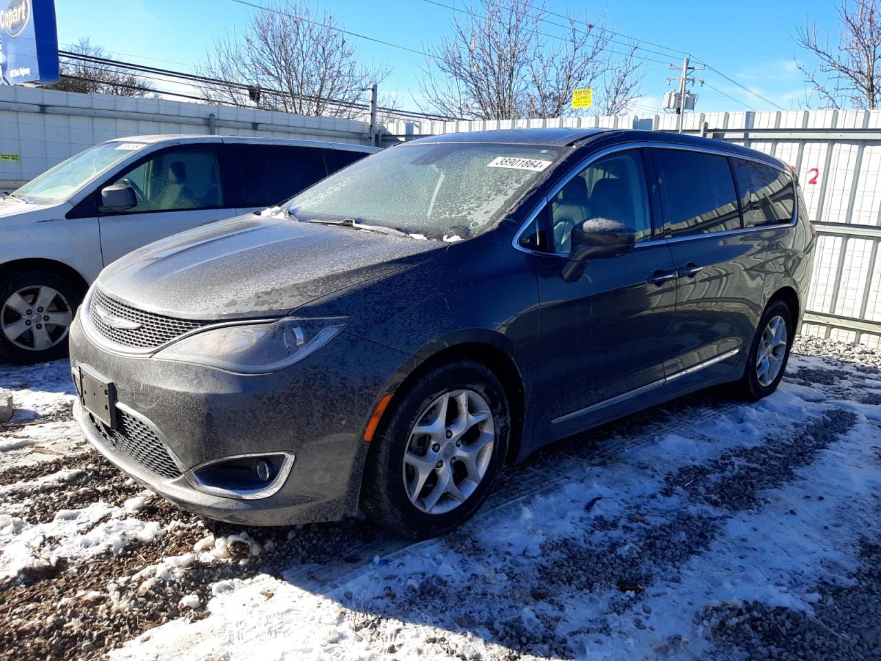 CHRYSLER PACIFICA 2017 2c4rc1eg4hr543783