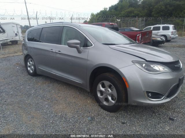 CHRYSLER PACIFICA 2017 2c4rc1eg4hr572751