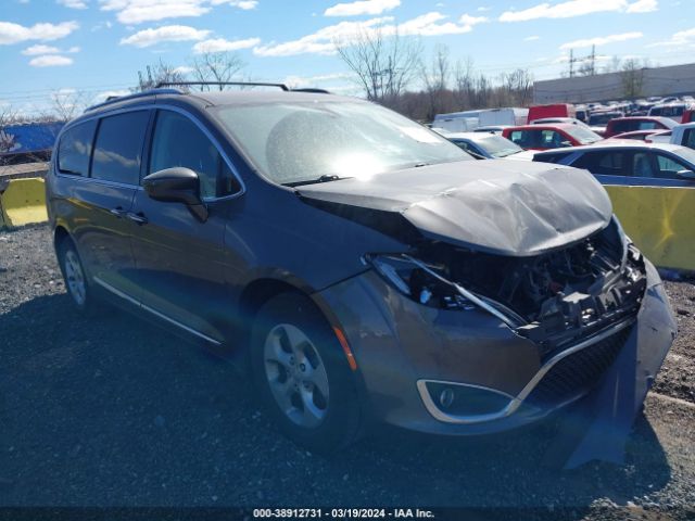 CHRYSLER PACIFICA 2017 2c4rc1eg4hr722728