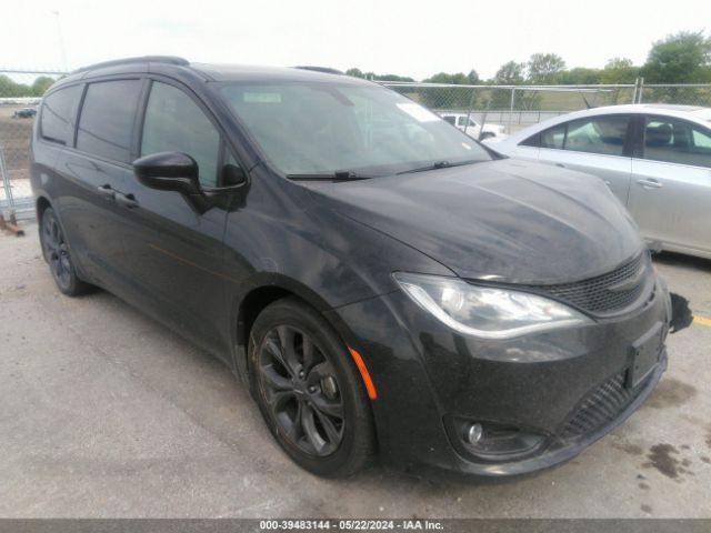 CHRYSLER PACIFICA 2018 2c4rc1eg4jr236443