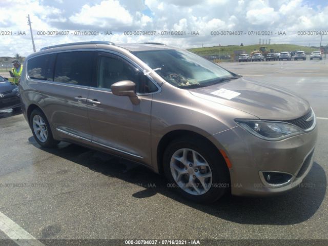 CHRYSLER PACIFICA 2017 2c4rc1eg5hr669179