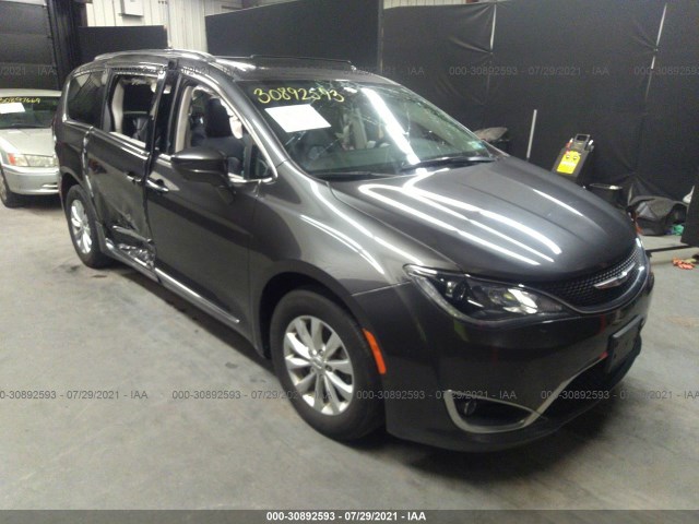 CHRYSLER PACIFICA 2018 2c4rc1eg5jr352623