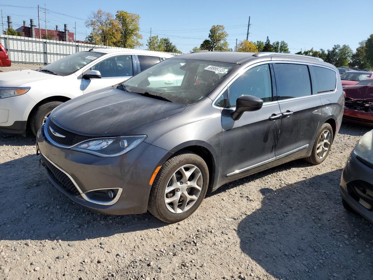 CHRYSLER PACIFICA 2017 2c4rc1eg6hr538309