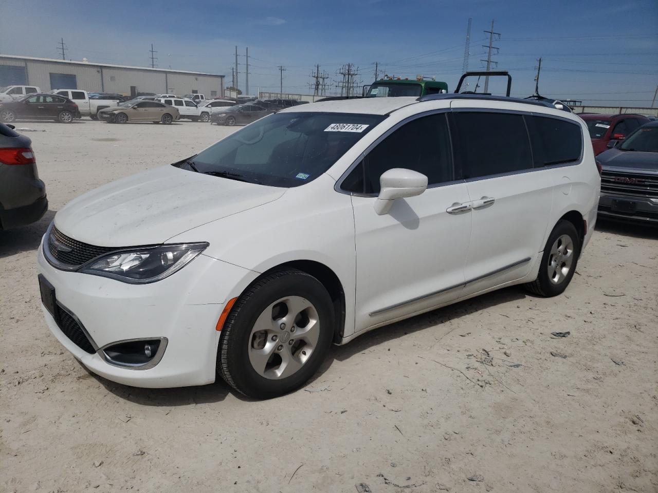 CHRYSLER PACIFICA 2017 2c4rc1eg6hr752796