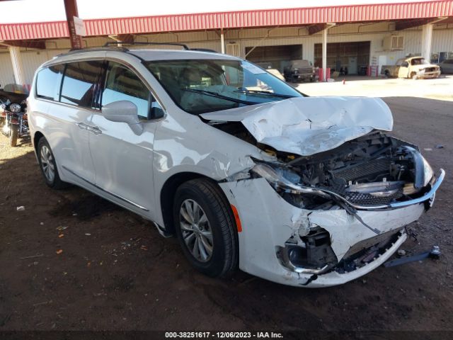 CHRYSLER PACIFICA 2018 2c4rc1eg6jr149868