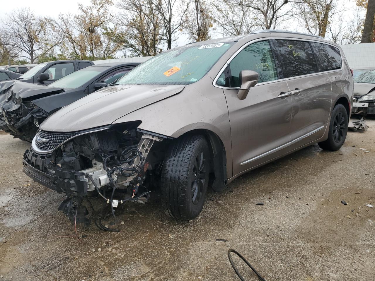 CHRYSLER PACIFICA 2018 2c4rc1eg6jr248495