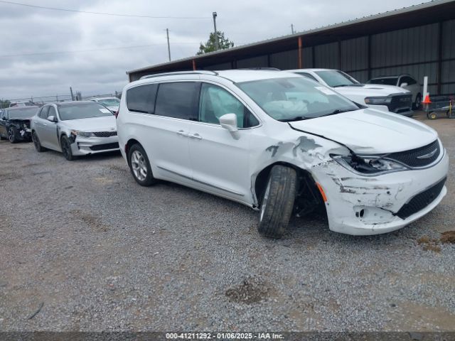 CHRYSLER PACIFICA 2017 2c4rc1eg7hr543454