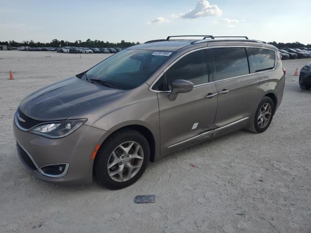 CHRYSLER PACIFICA T 2017 2c4rc1eg7hr803707