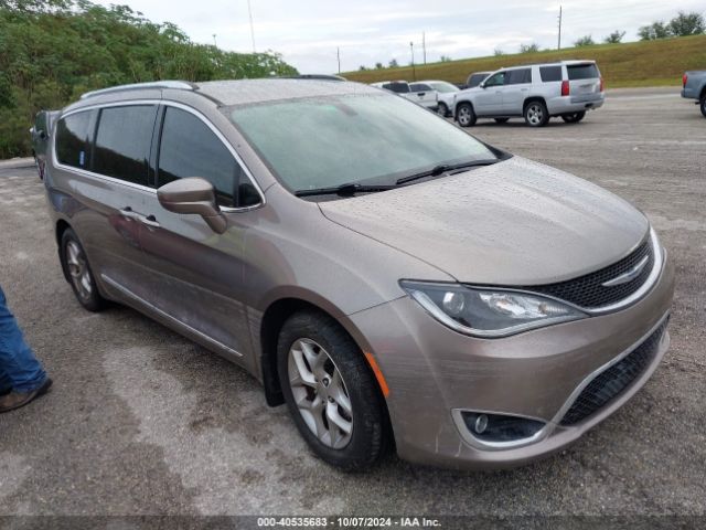 CHRYSLER PACIFICA 2018 2c4rc1eg7jr292361