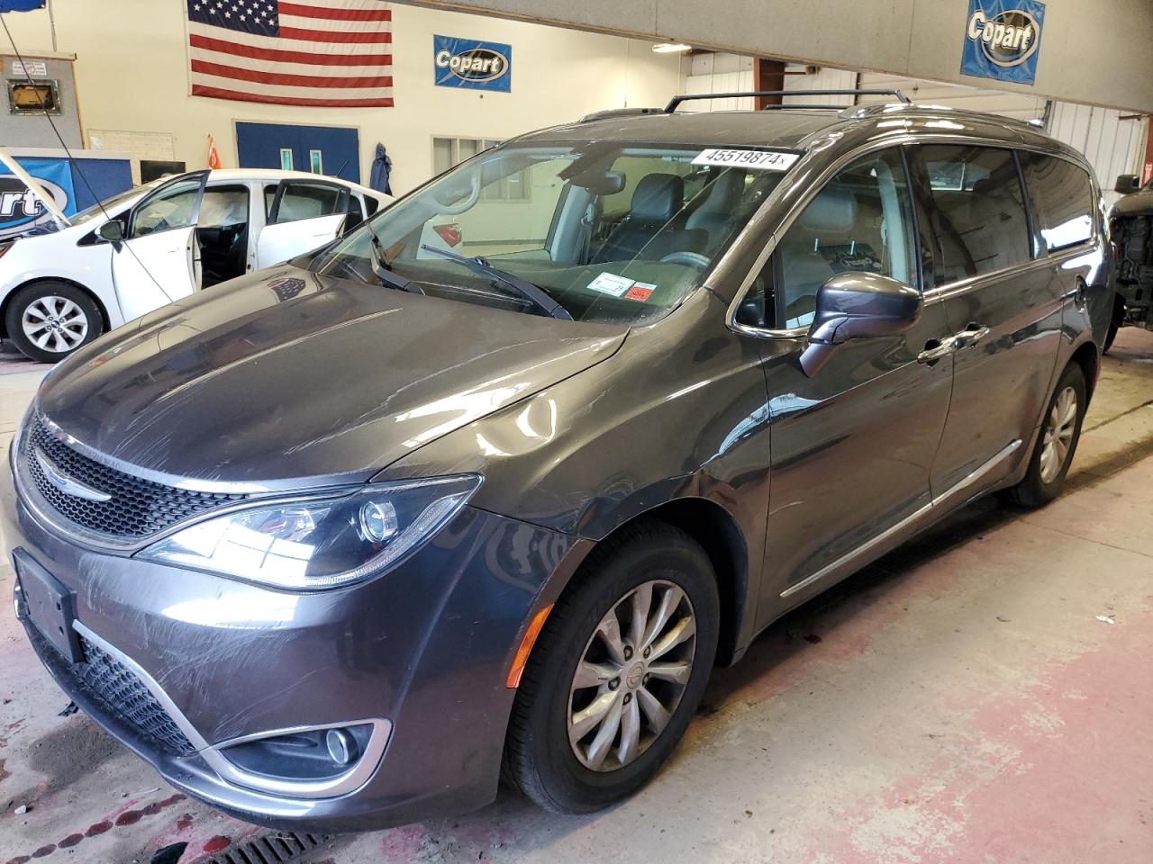 CHRYSLER PACIFICA 2018 2c4rc1eg7jr317968