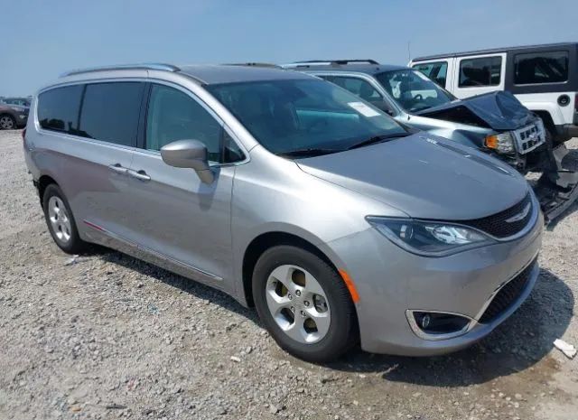 CHRYSLER PACIFICA 2017 2c4rc1eg8hr513671