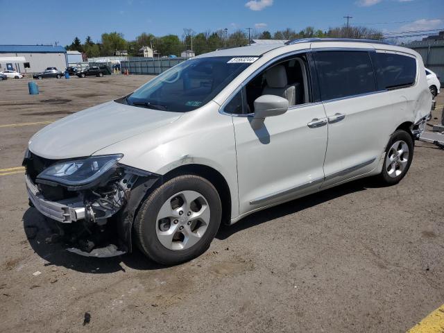 CHRYSLER PACIFICA 2017 2c4rc1eg8hr614323