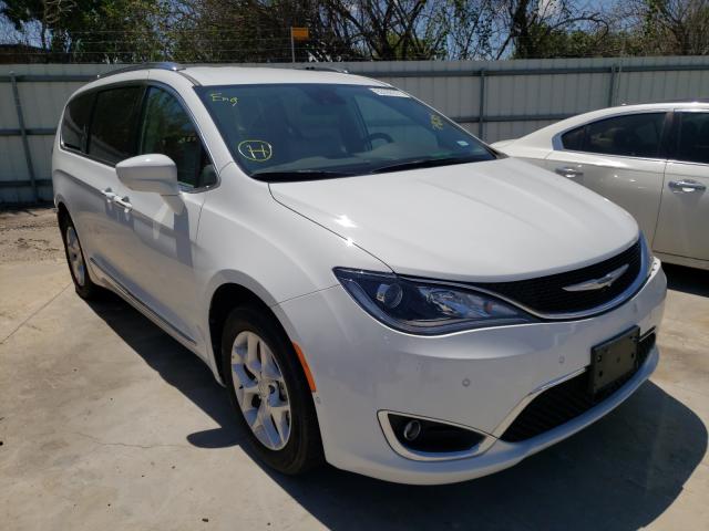 CHRYSLER PACIFICA 2017 2c4rc1eg8hr796315