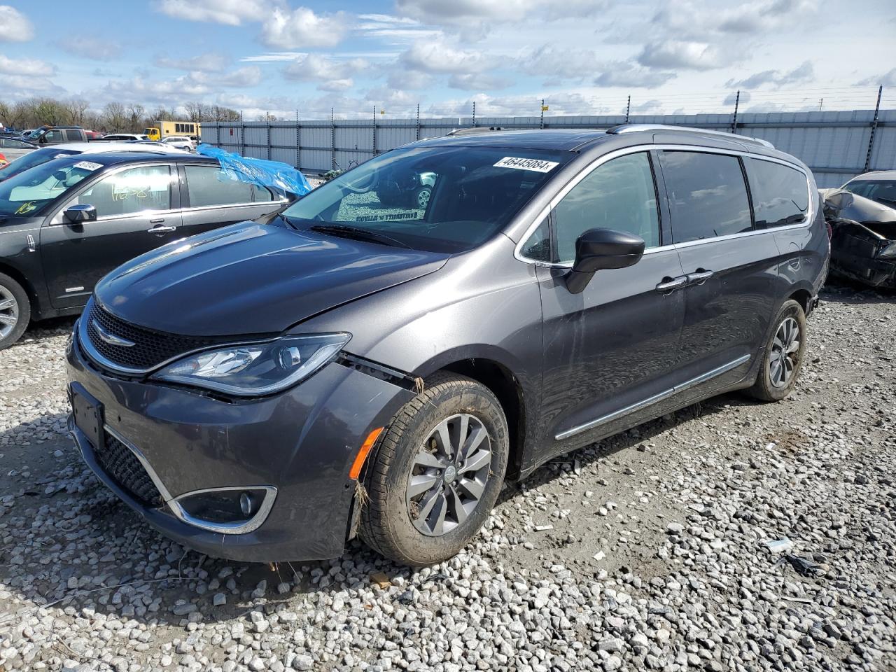 CHRYSLER PACIFICA 2019 2c4rc1eg8kr702490