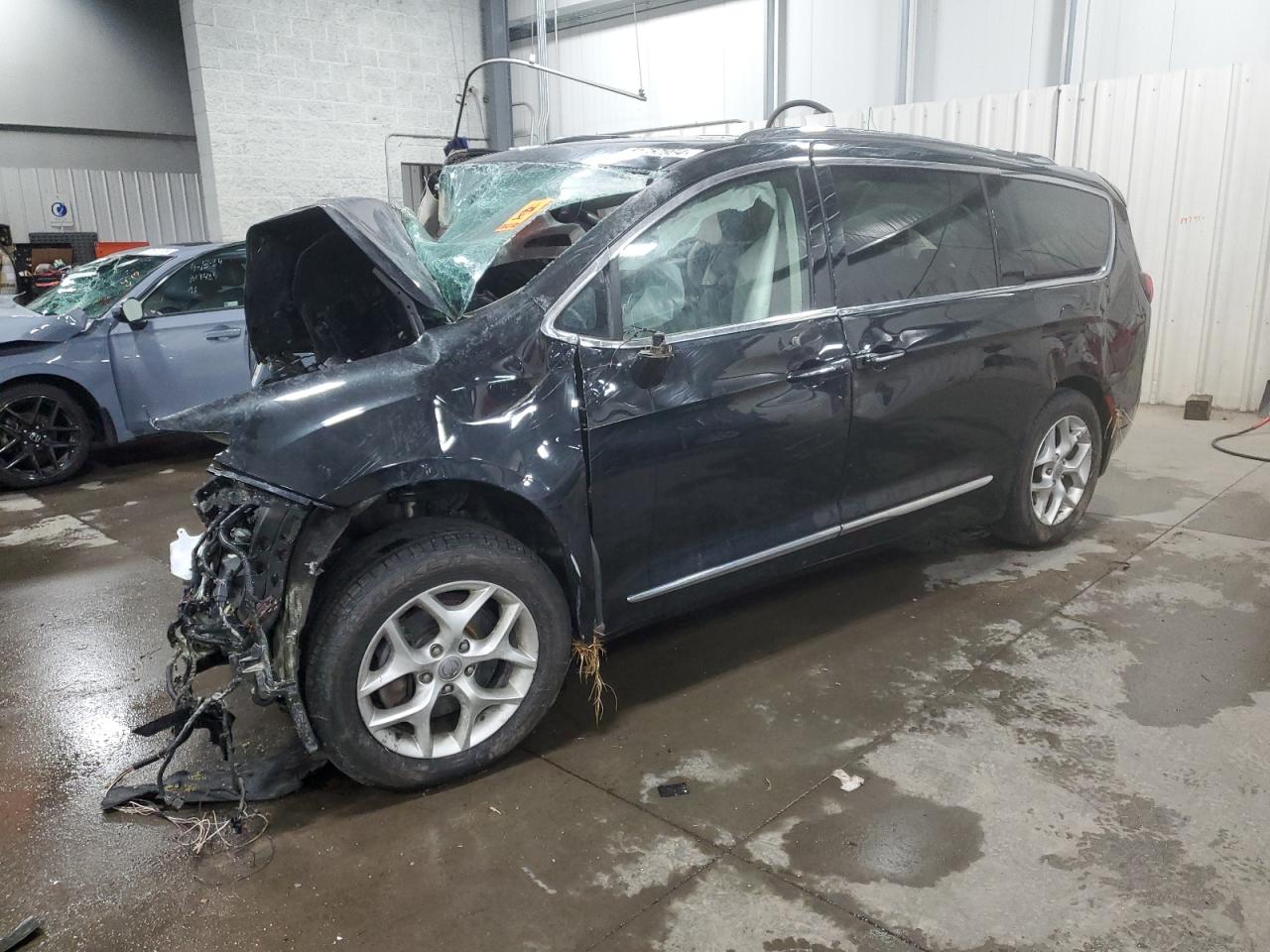 CHRYSLER PACIFICA 2020 2c4rc1eg8lr164942