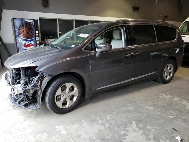 CHRYSLER PACIFICA T 2017 2c4rc1eg9hr516000