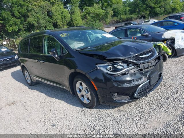 CHRYSLER PACIFICA 2017 2c4rc1eg9hr763999