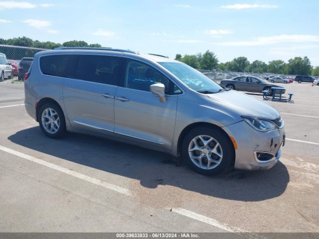 CHRYSLER PACIFICA 2017 2c4rc1egxhr533291