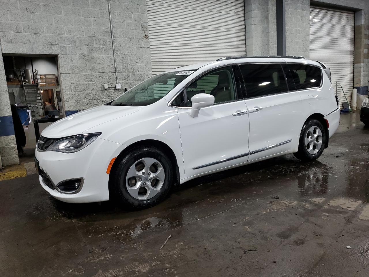 CHRYSLER PACIFICA 2017 2c4rc1egxhr542797