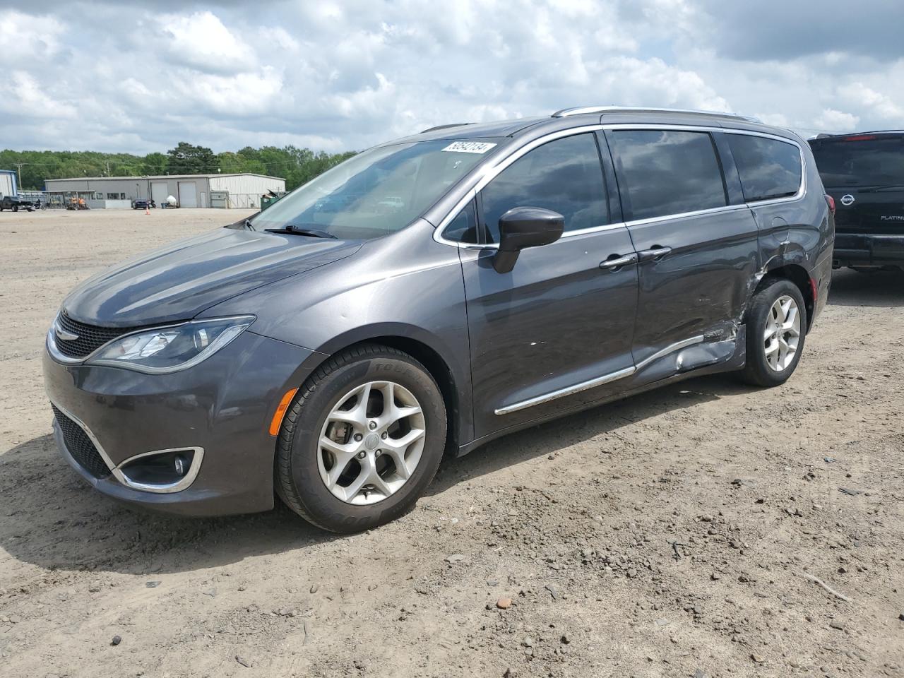 CHRYSLER PACIFICA 2017 2c4rc1egxhr578053