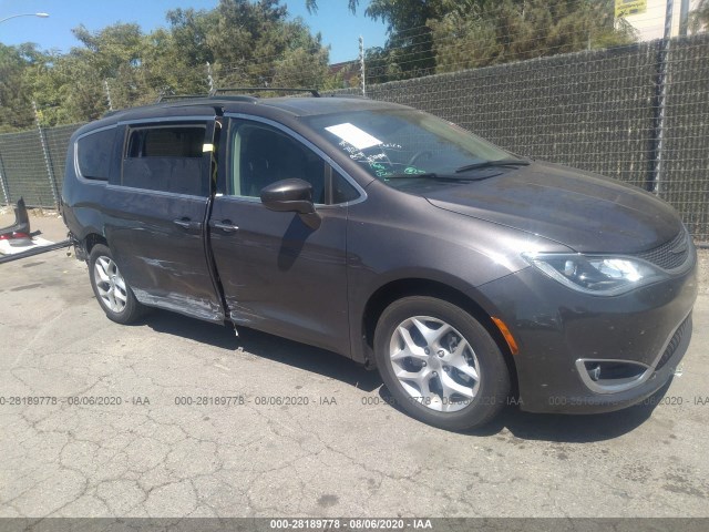 CHRYSLER PACIFICA 2018 2c4rc1fg0jr126147