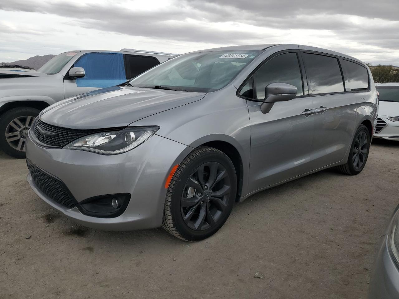 CHRYSLER PACIFICA 2019 2c4rc1fg0kr652683