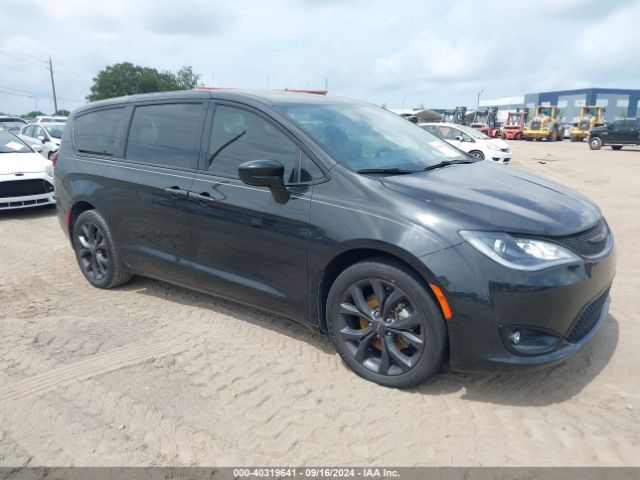 CHRYSLER PACIFICA 2020 2c4rc1fg0lr237817