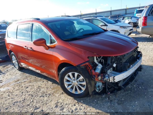 CHRYSLER PACIFICA 2018 2c4rc1fg1jr295206