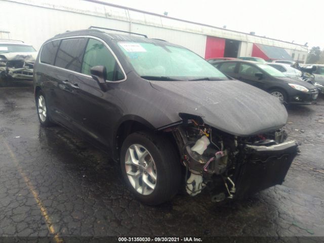 CHRYSLER PACIFICA 2018 2c4rc1fg3jr124473