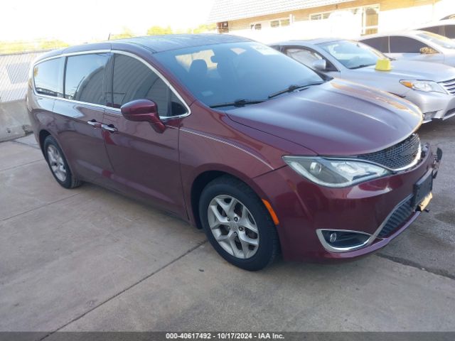 CHRYSLER PACIFICA 2018 2c4rc1fg3jr333017