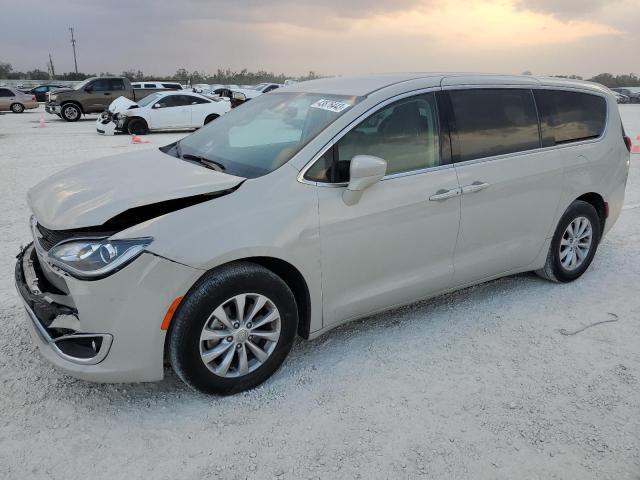 CHRYSLER PACIFICA T 2019 2c4rc1fg3kr653200