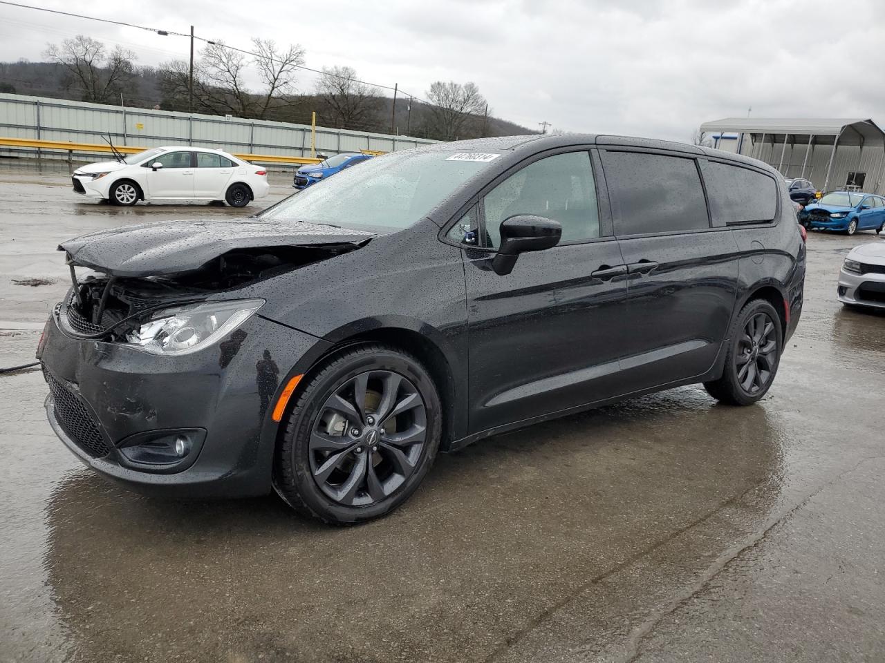 CHRYSLER PACIFICA 2019 2c4rc1fg4kr652895