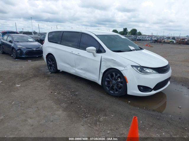 CHRYSLER PACIFICA 2020 2c4rc1fg5lr116328