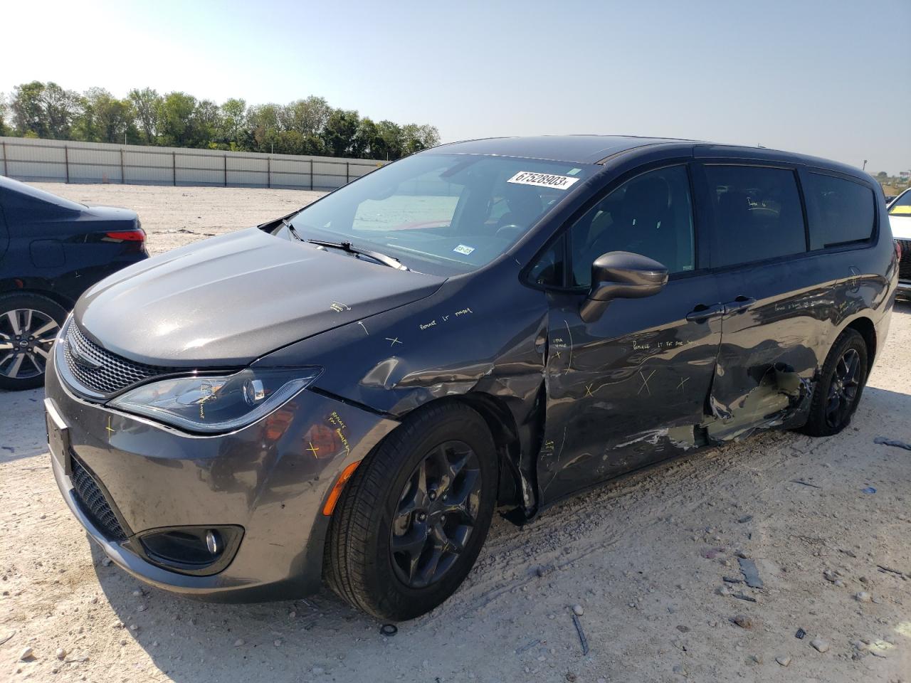 CHRYSLER PACIFICA 2019 2c4rc1fgxkr609727