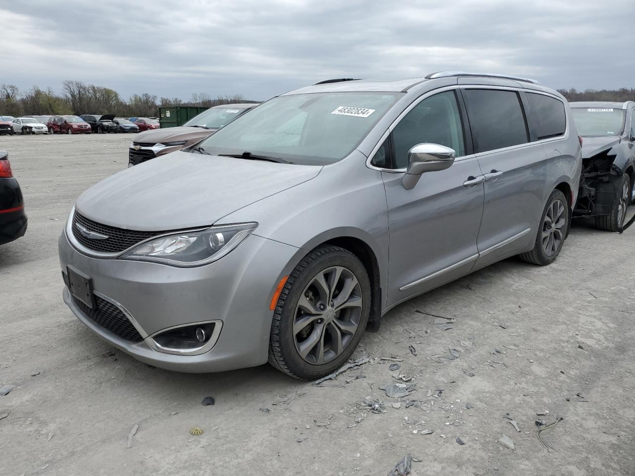 CHRYSLER PACIFICA 2017 2c4rc1gg1hr670181