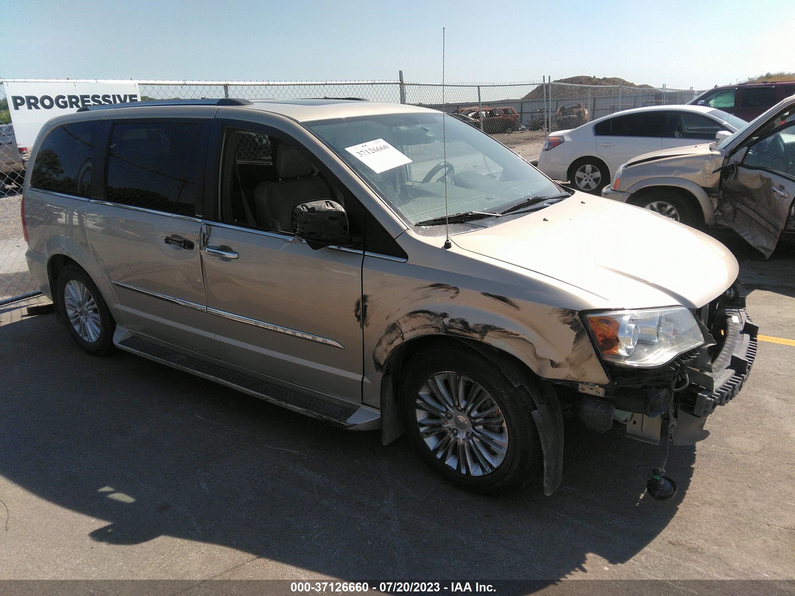 CHRYSLER TOWN & COUNTRY 2013 2c4rc1gg3dr661055