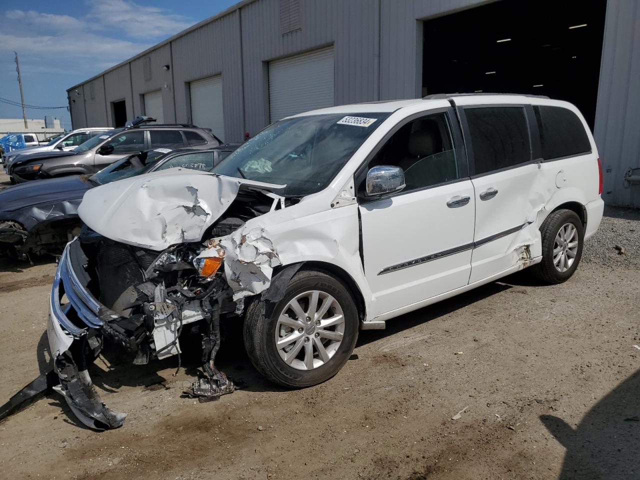 CHRYSLER TOWN & COUNTRY 2015 2c4rc1gg3fr742768