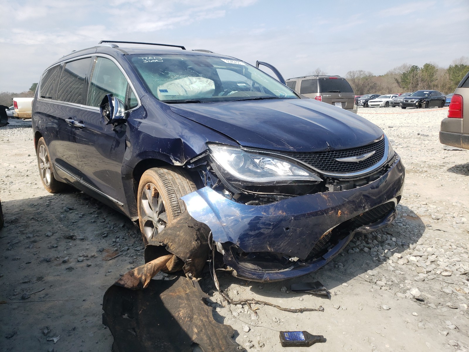 CHRYSLER PACIFICA L 2017 2c4rc1gg3hr566159